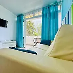 Cozy Comfi Little Paradise Apartmán