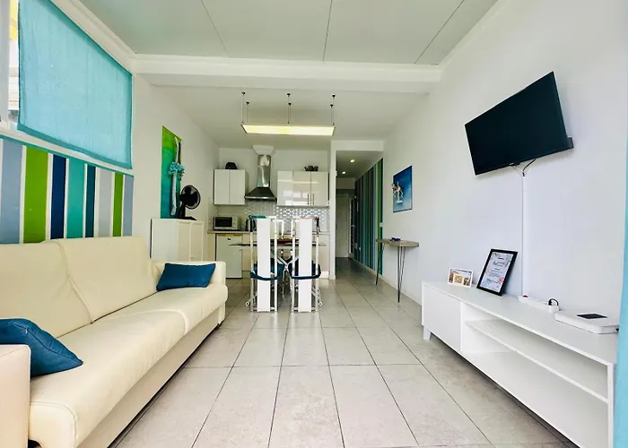 Relax And Sun In Costa Del Silencio